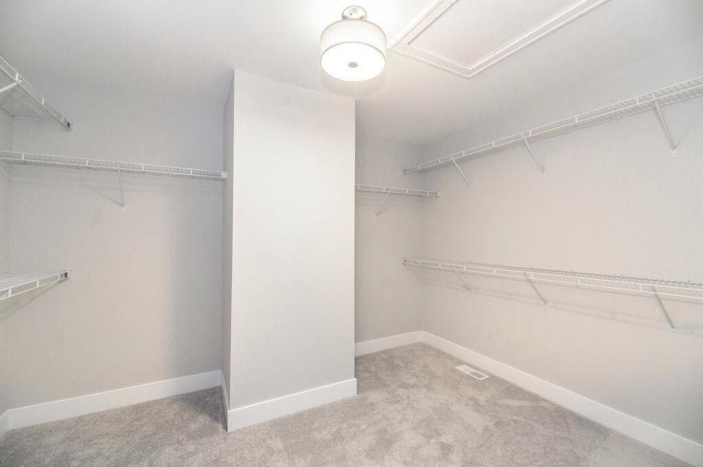 3556 Harper Woods Lane. Lexington, KY 40515