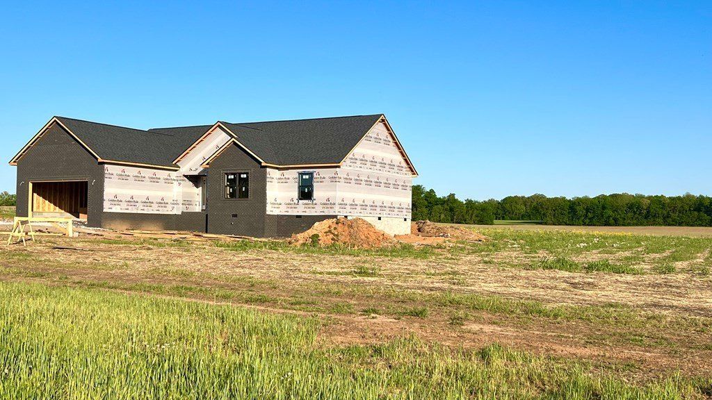 4000 Davis Mill Rd. Trenton, KY 42286