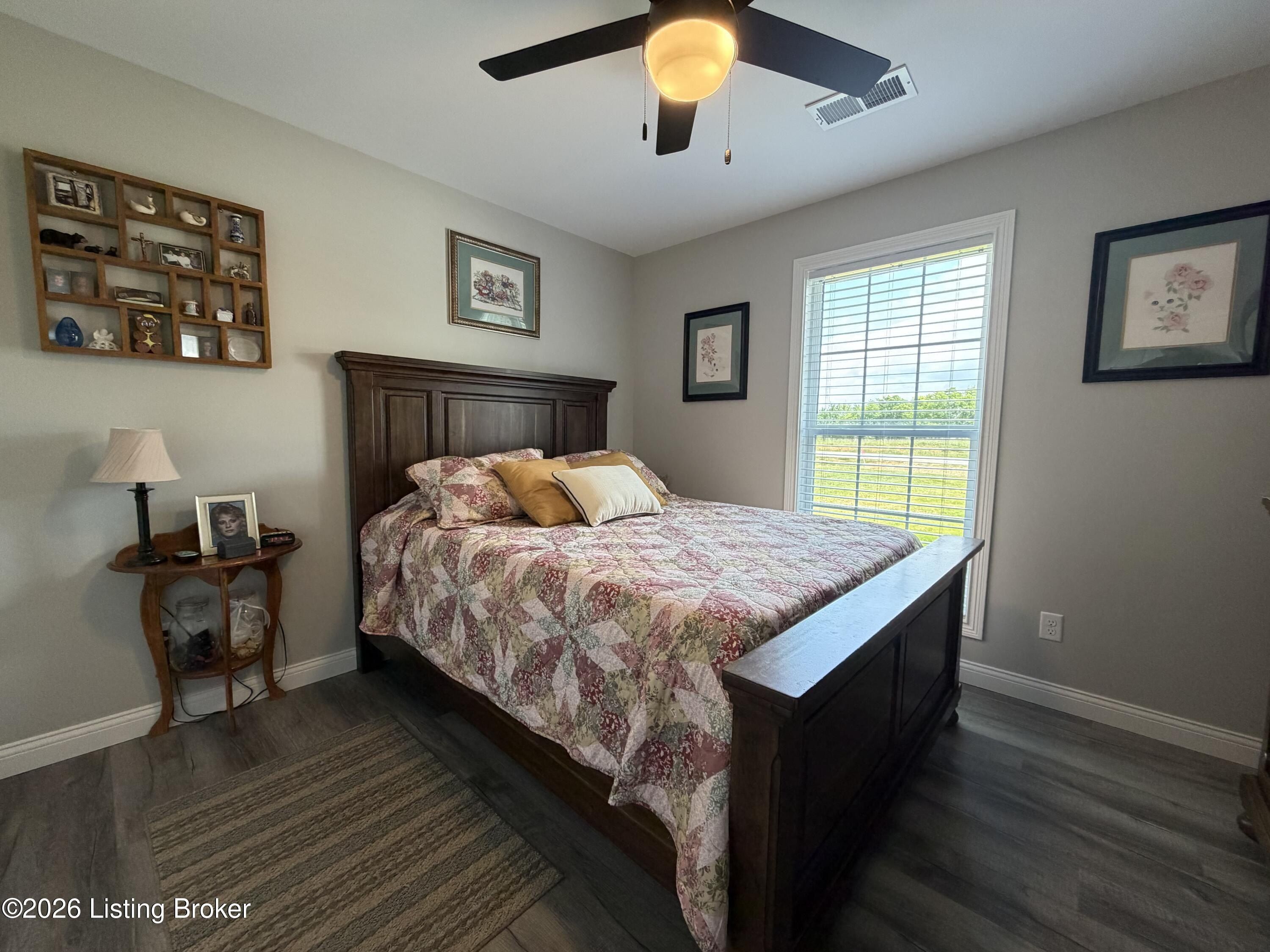 127 Hidden Valley Dr. Bardstown, KY 40004