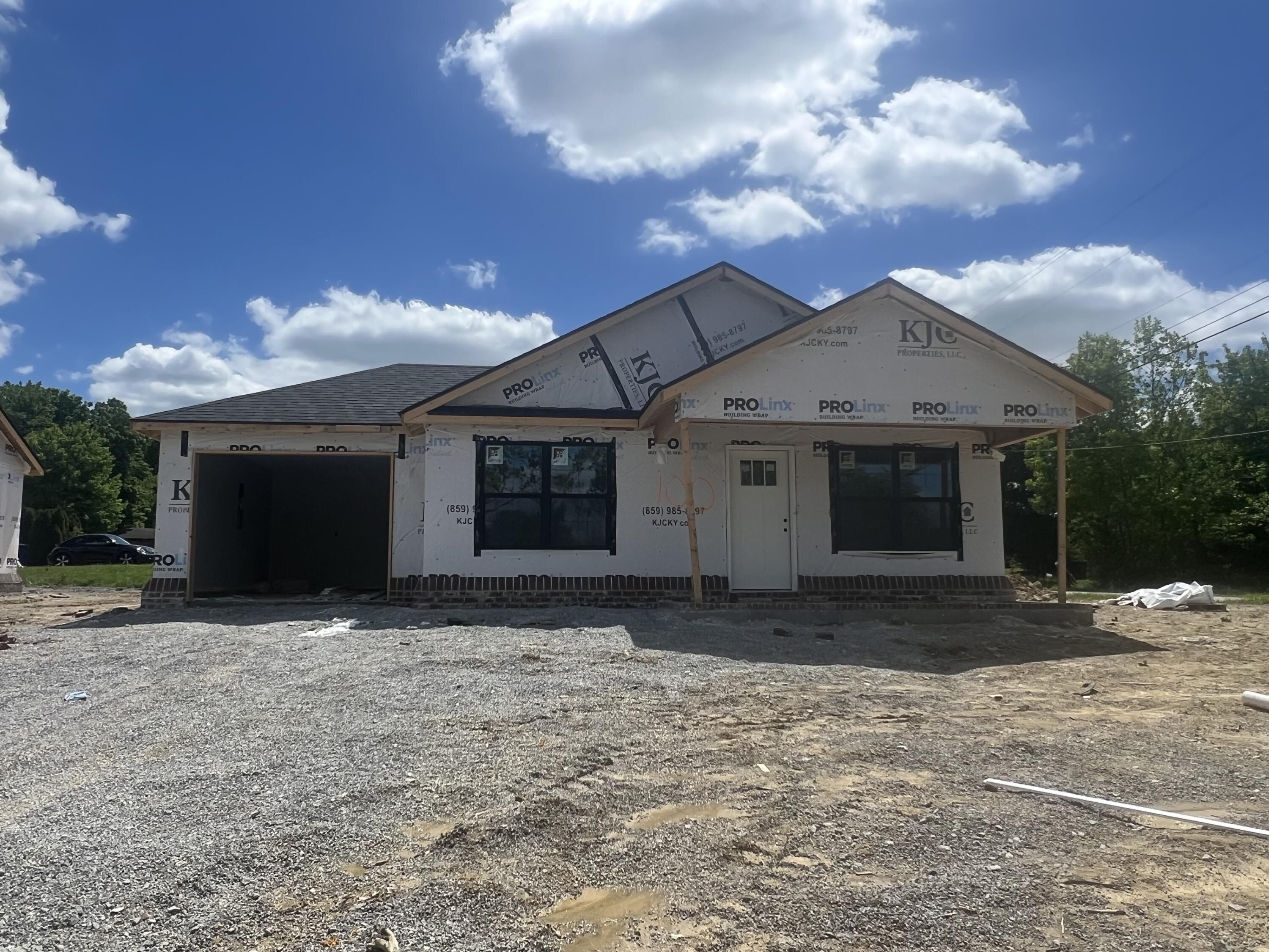 100 Bow Bridge Drive. Berea, KY 40403