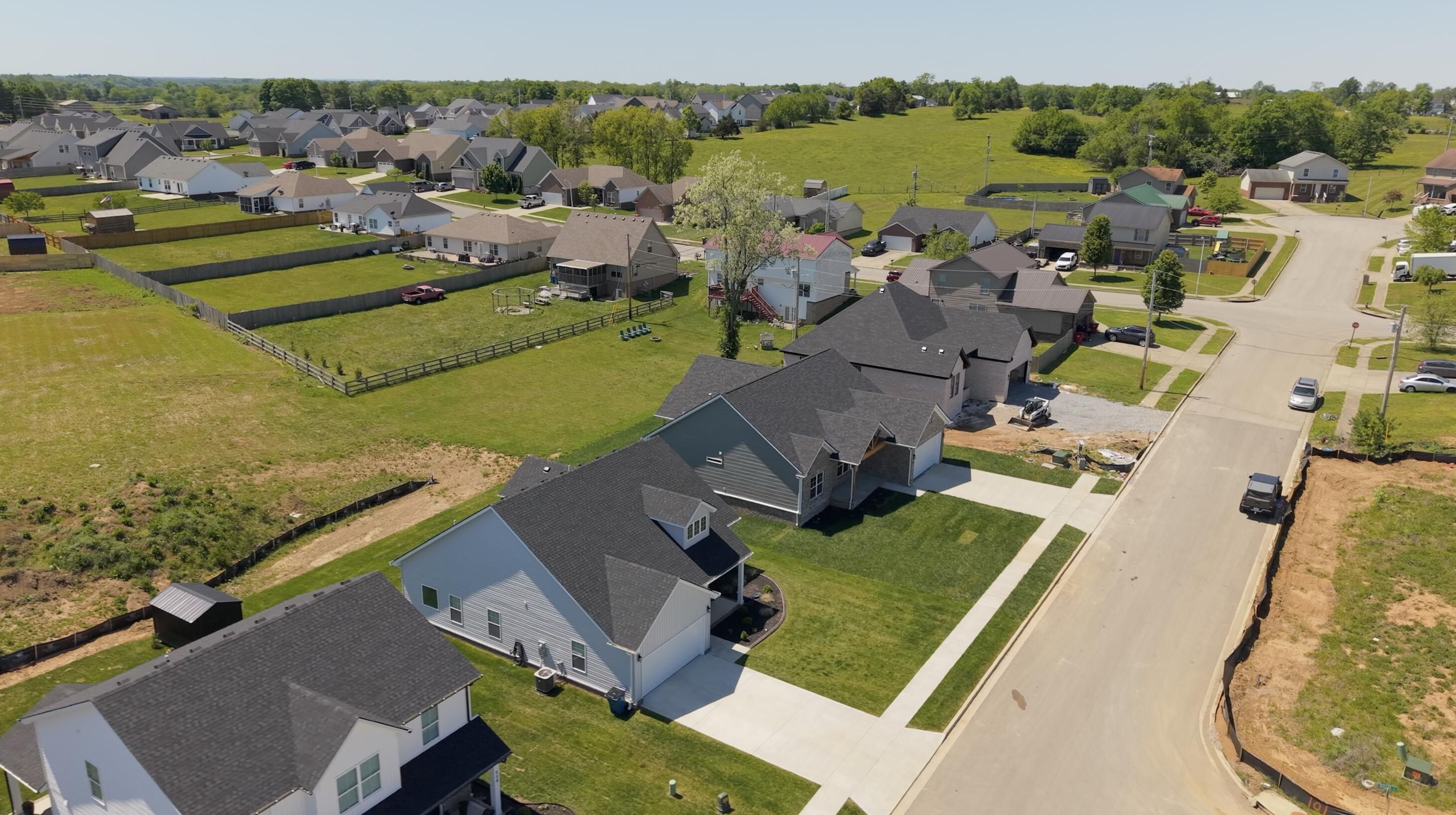 604 Cripple Creek Circle. Nicholasville, KY 40356