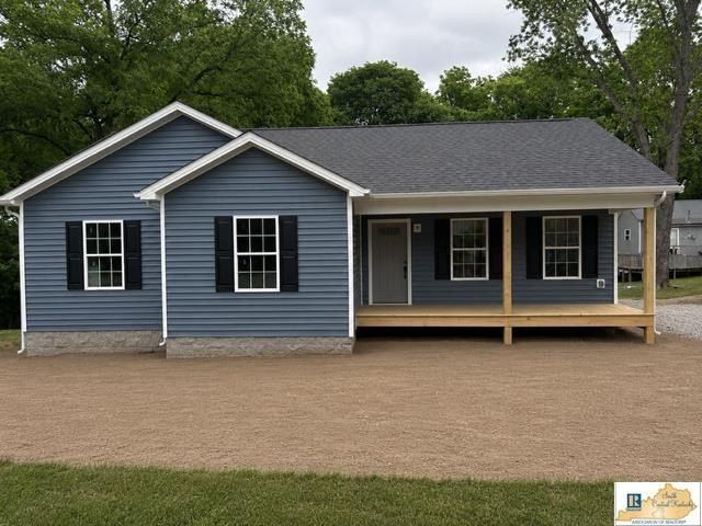 606 Washington Street. Munfordville, KY 42765