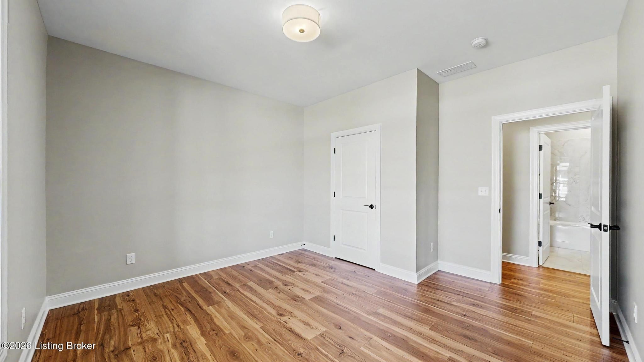 17026 Farrier Dr. Louisville, KY 40245