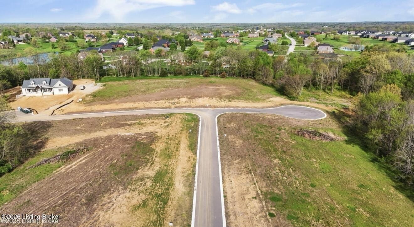 20 Denali Ct. Fisherville, KY 40023