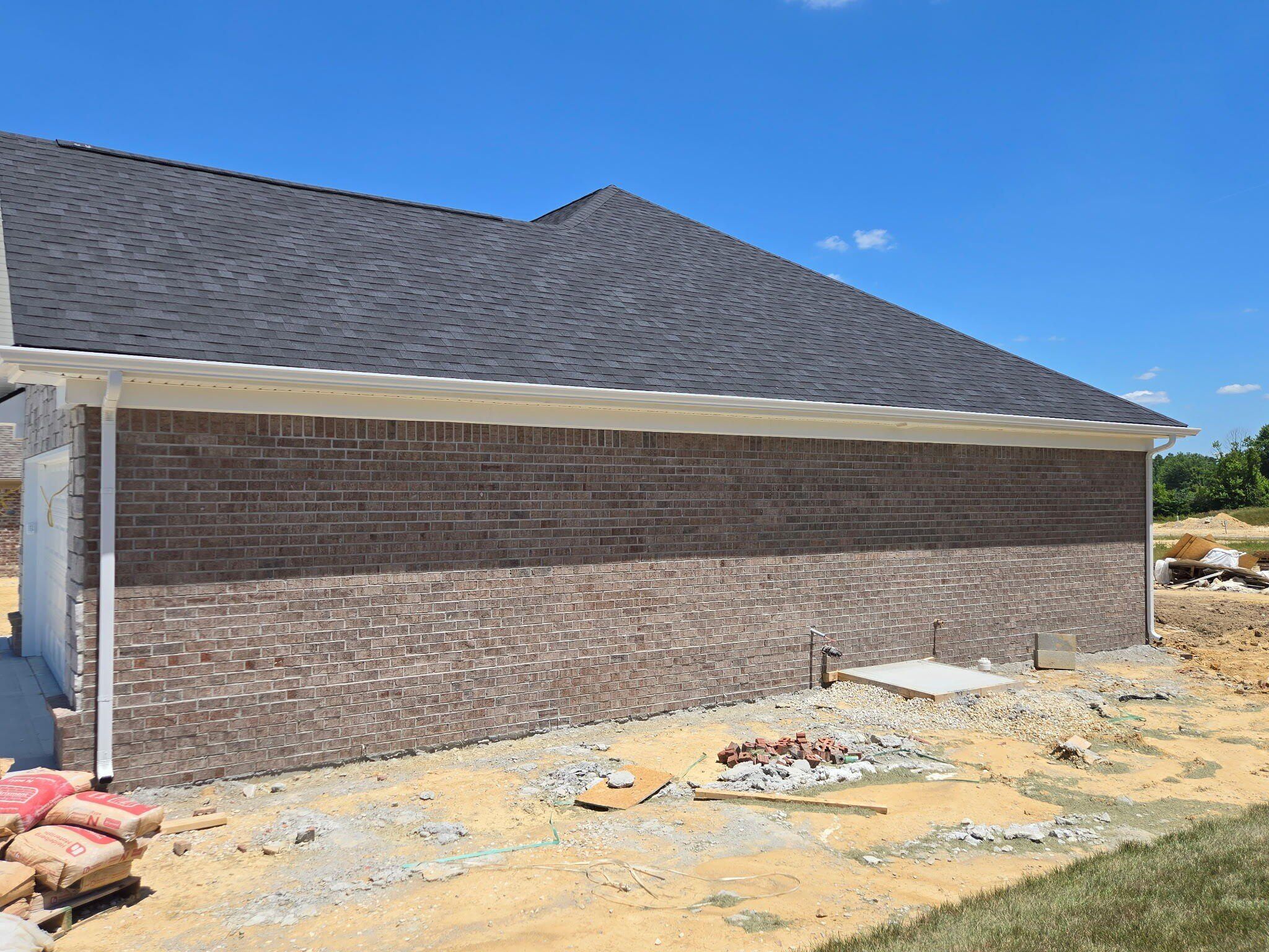 112 Canter Drive. London, KY 40744