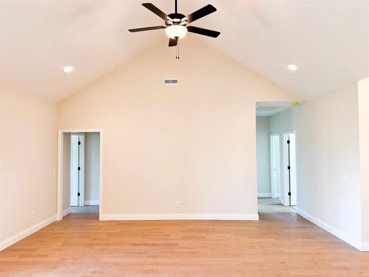 1124 Haverhill Drive. Franklin, KY 42134