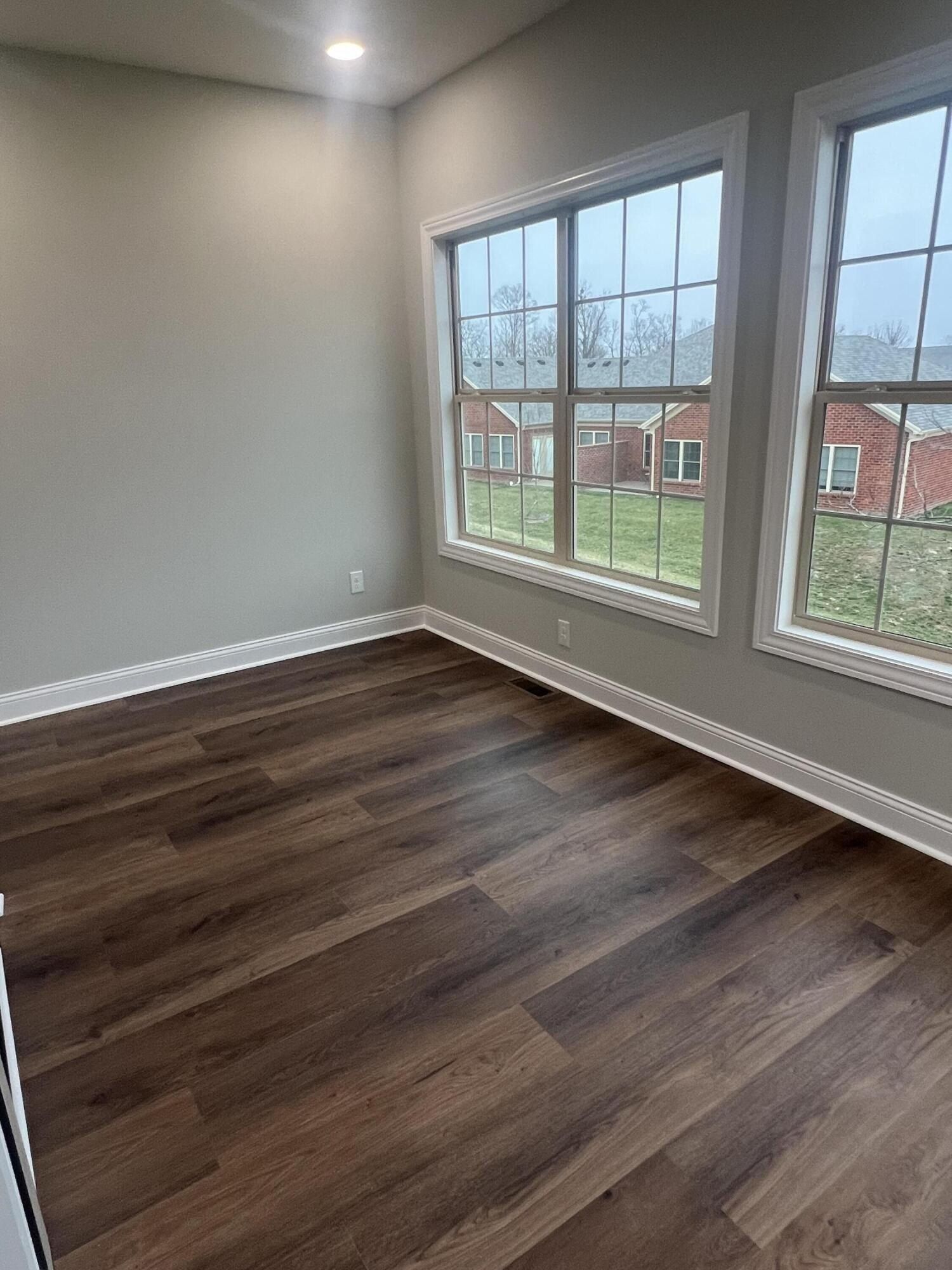 1121 Leawood Drive. Frankfort, KY 40601