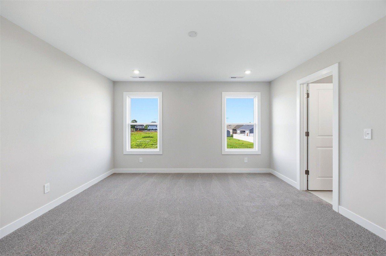 10790 Braewick Circle. Bowling Green, KY 42101