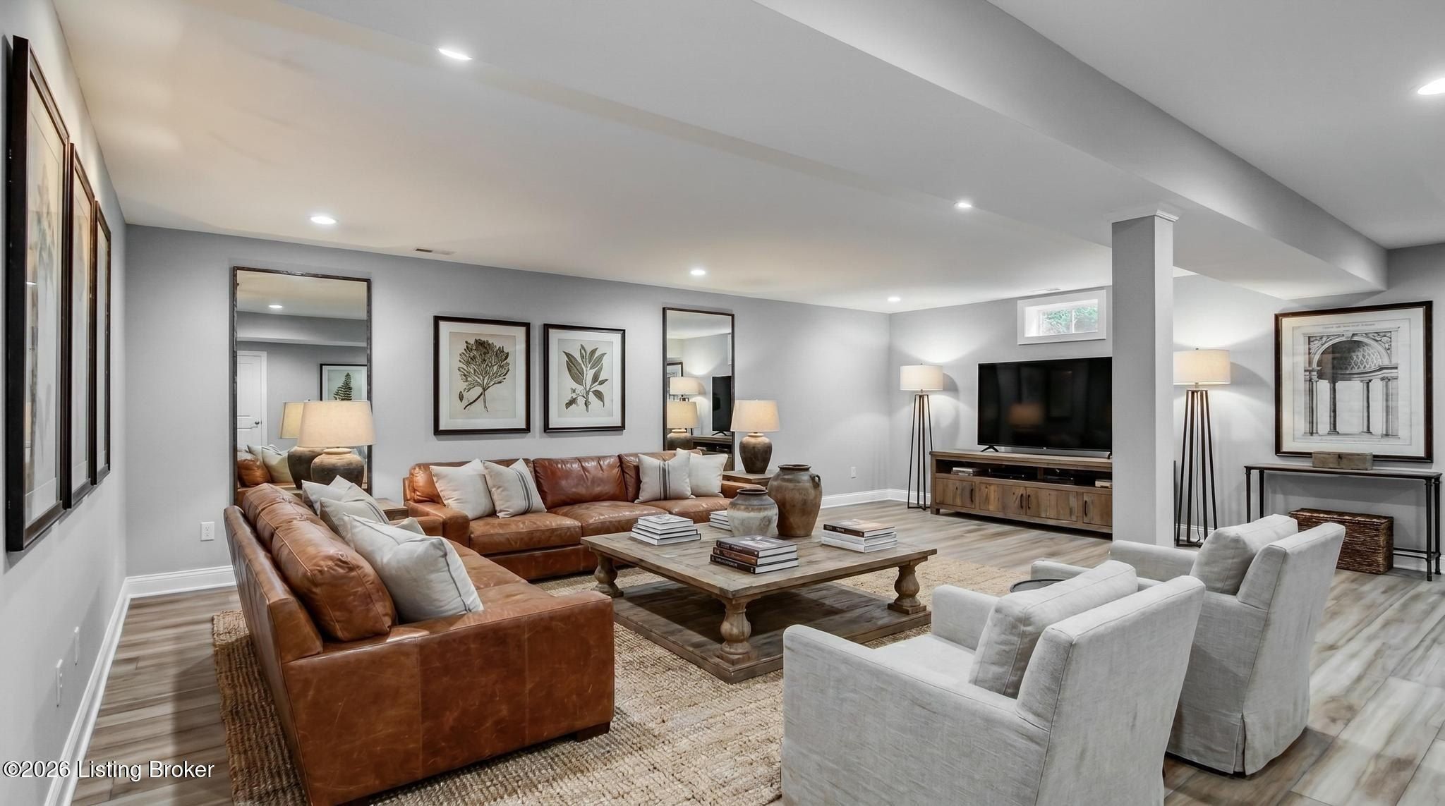 4005 Thomas Farm Dr. Louisville, KY 40299