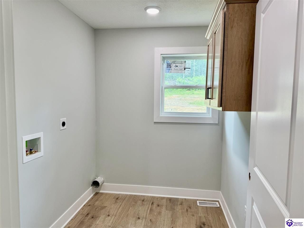 412 Woods Rd. Elizabethtown, KY 42701