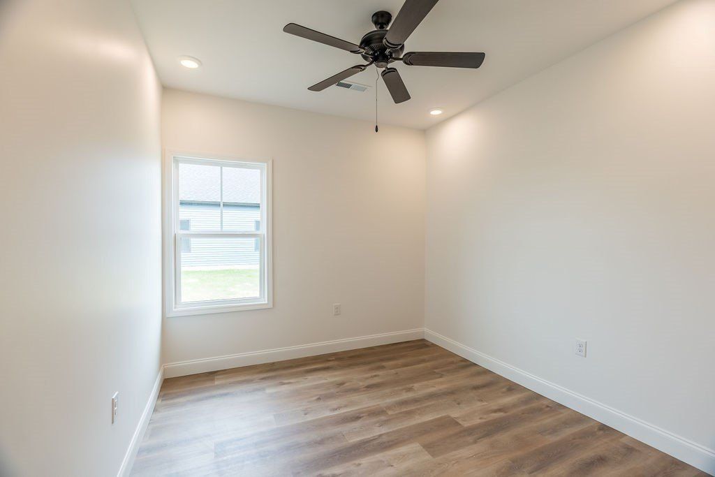 110 Joiner. Elkton, KY 42220
