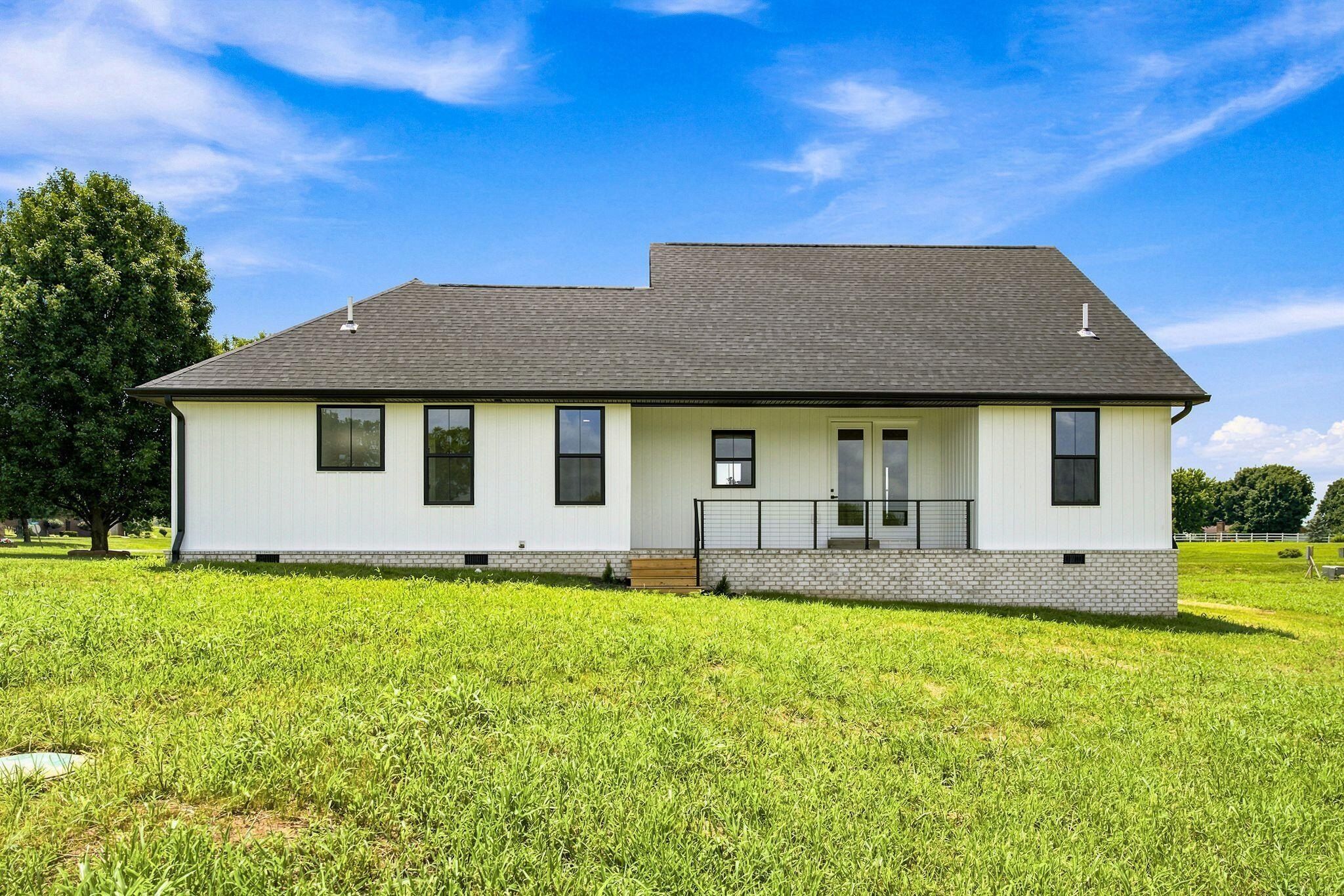 105 Dorton Drive. Lancaster, KY 40444