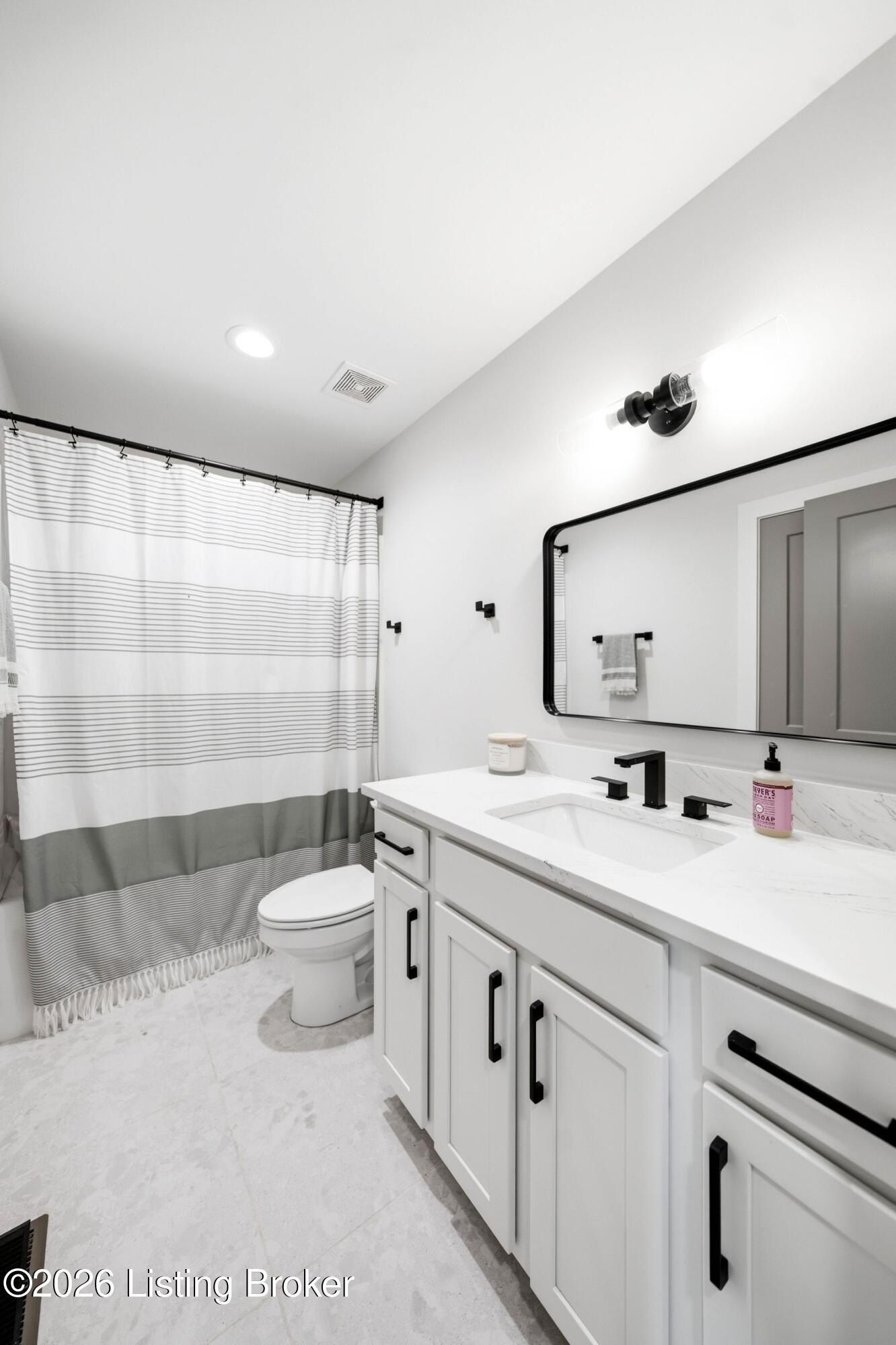 164 Country Trace Dr. Taylorsville, KY 40071