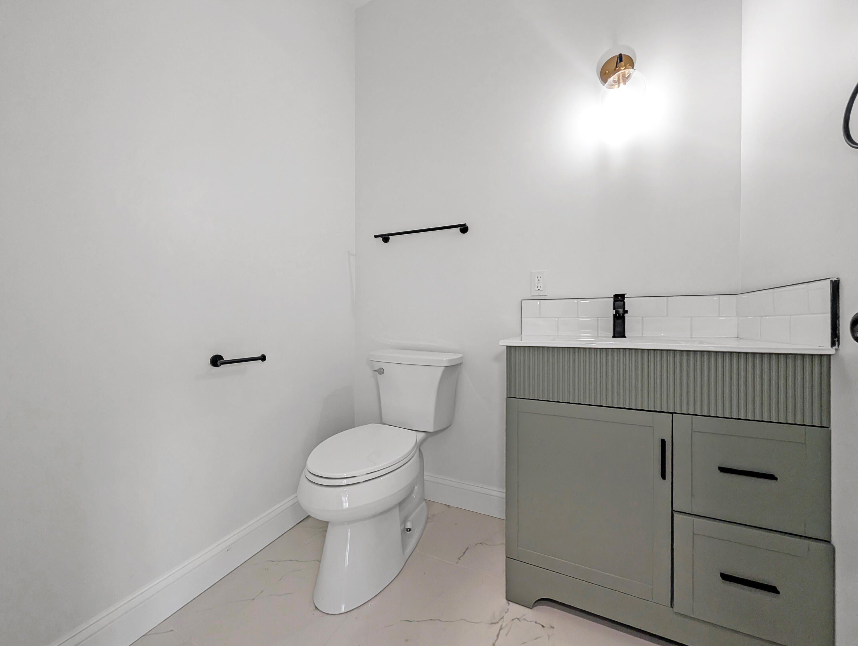 3020 Locust Blossom Cove. Lexington, KY 40511