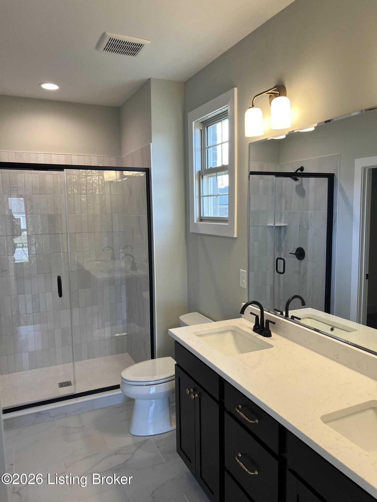 10118 Cedar Valley Ct Ln. Louisville, KY 40291