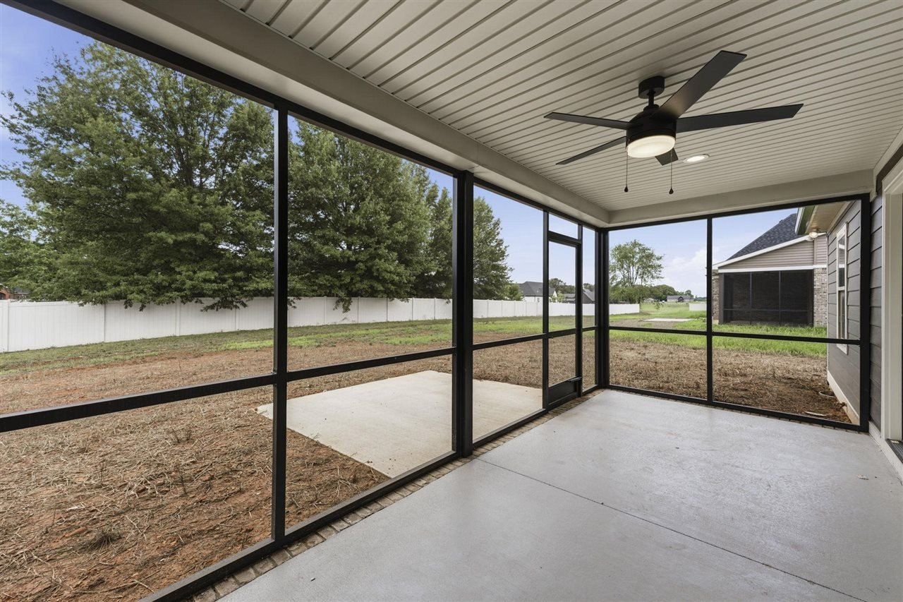 1115 Haverhill Drive. Franklin, KY 42134