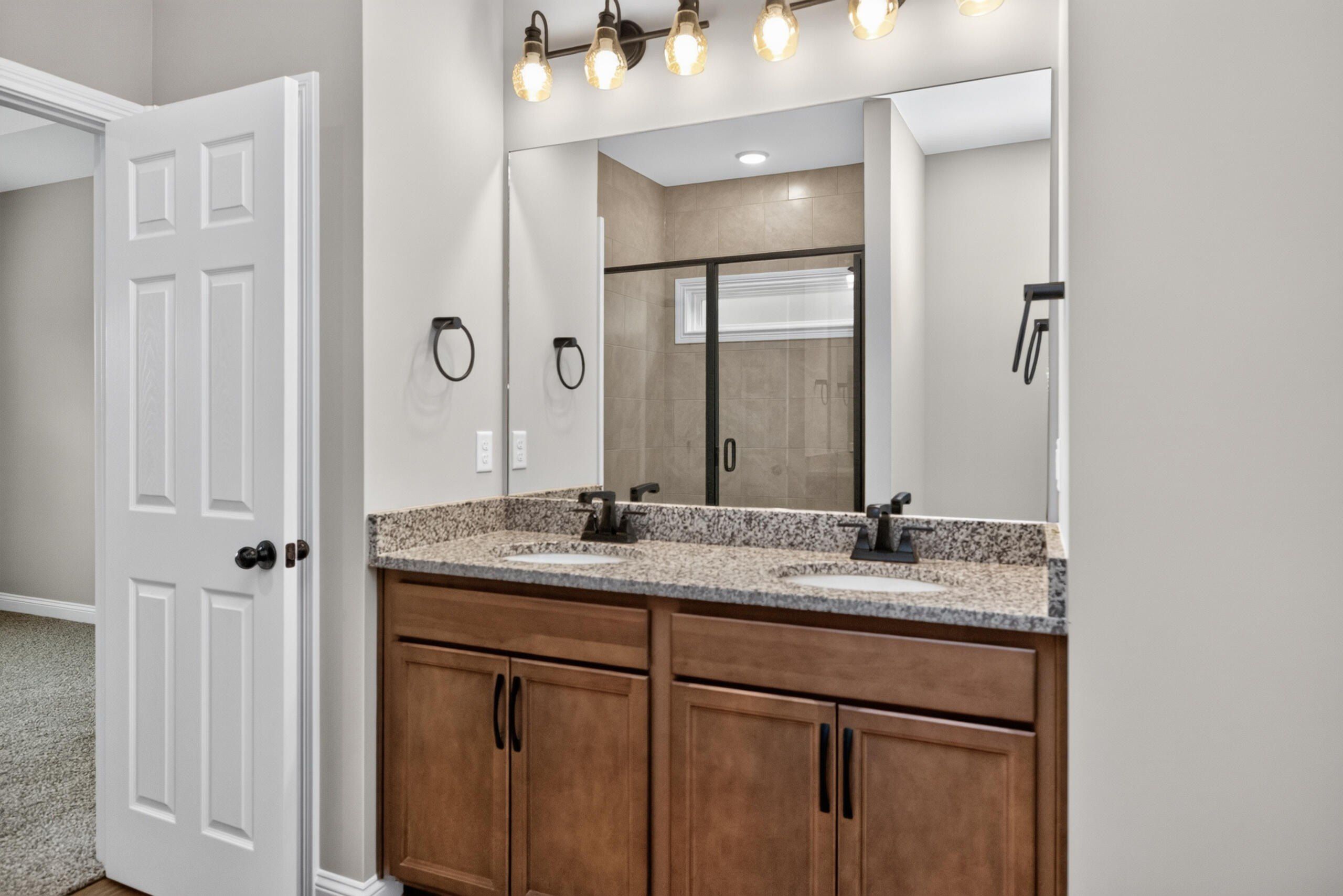 549 Shropshire Avenue. Lexington, KY 40508