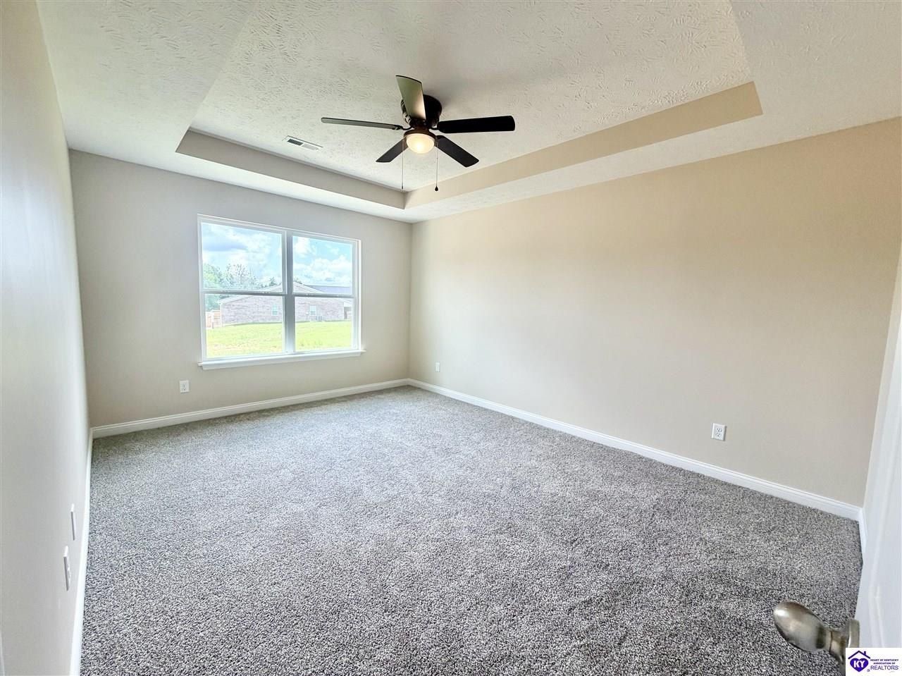 336338 Breckinridge Circle. Vine Grove, KY 40175