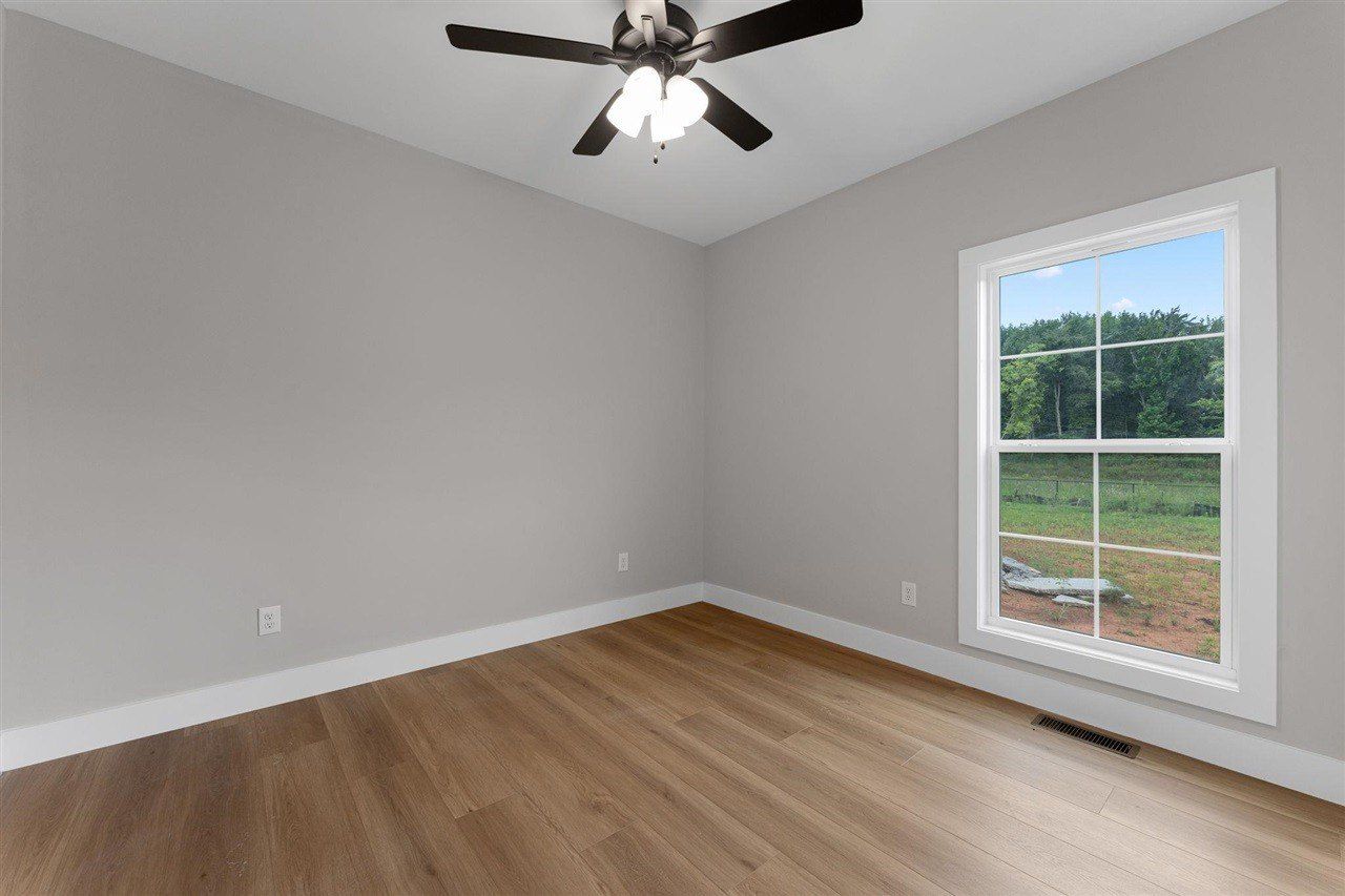 214 Goldenrod Street. Franklin, KY 42134