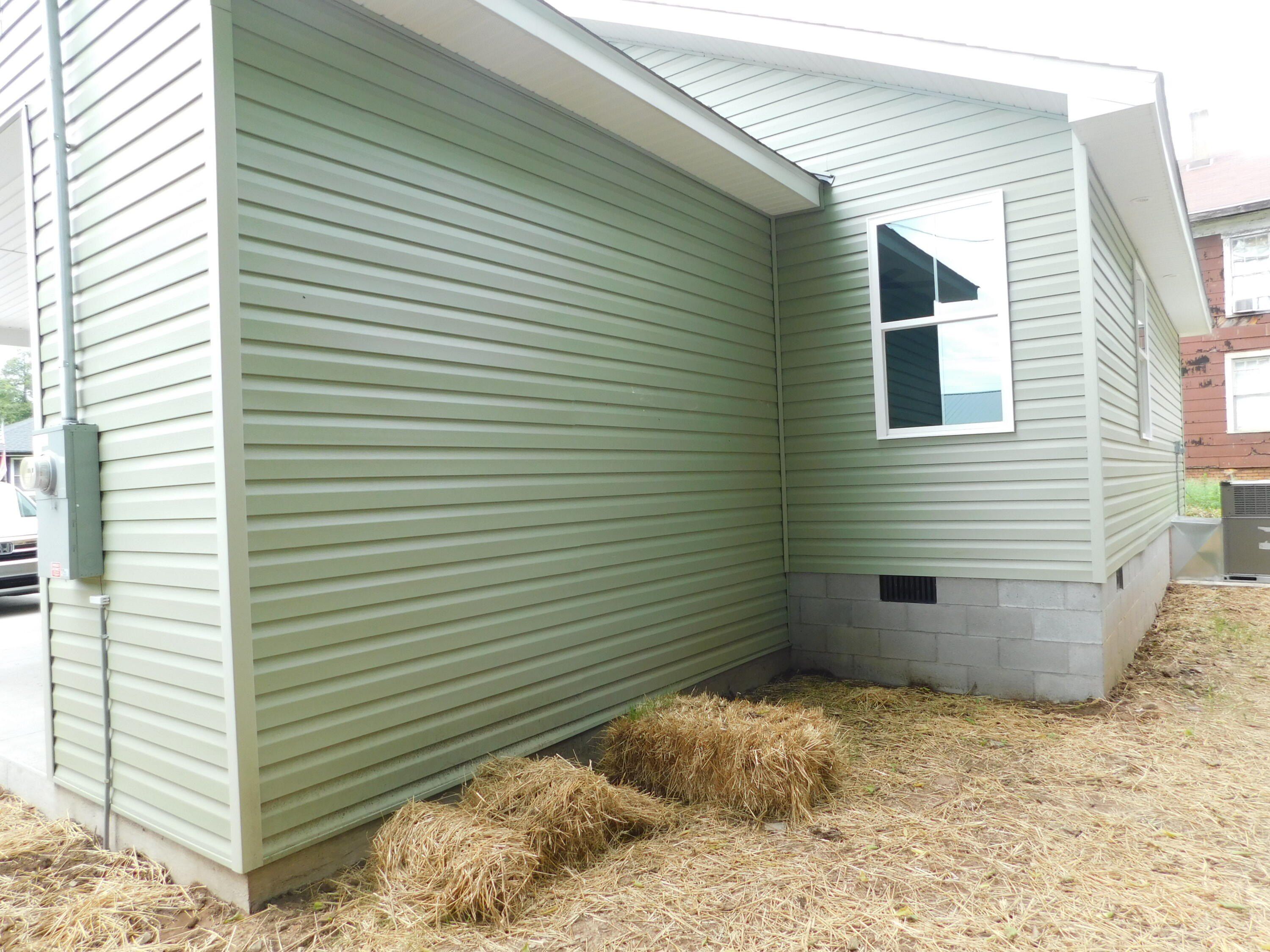 N Plum Street. Princeton, KY 42445