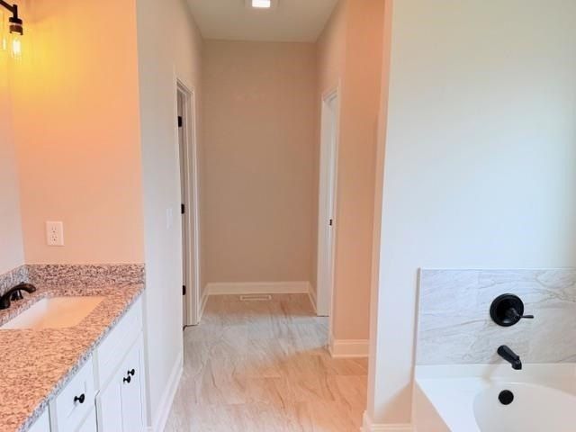 1424 Roark Road. Franklin, KY 42134