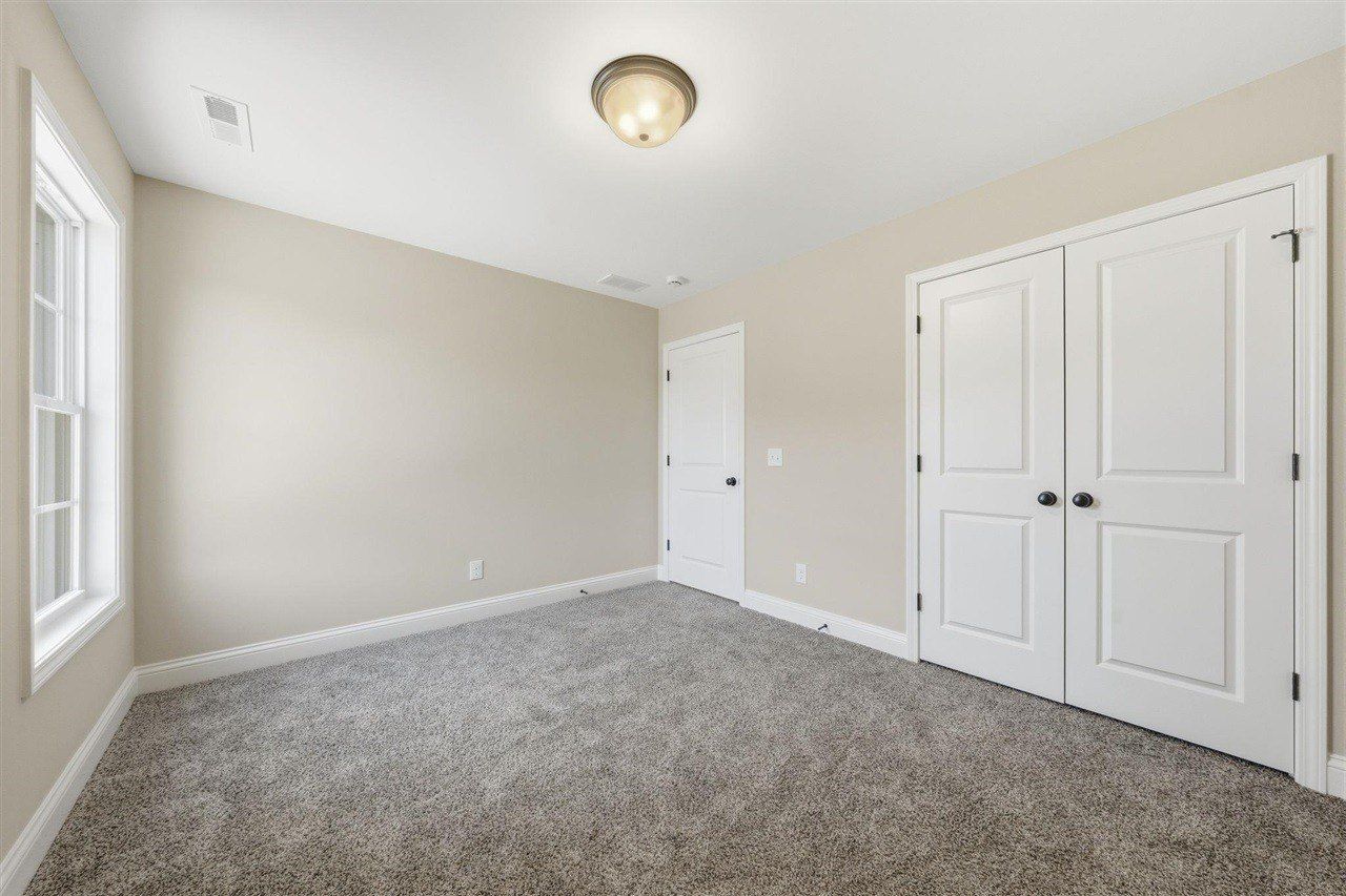 120 Magnolia Circle. Franklin, KY 42134