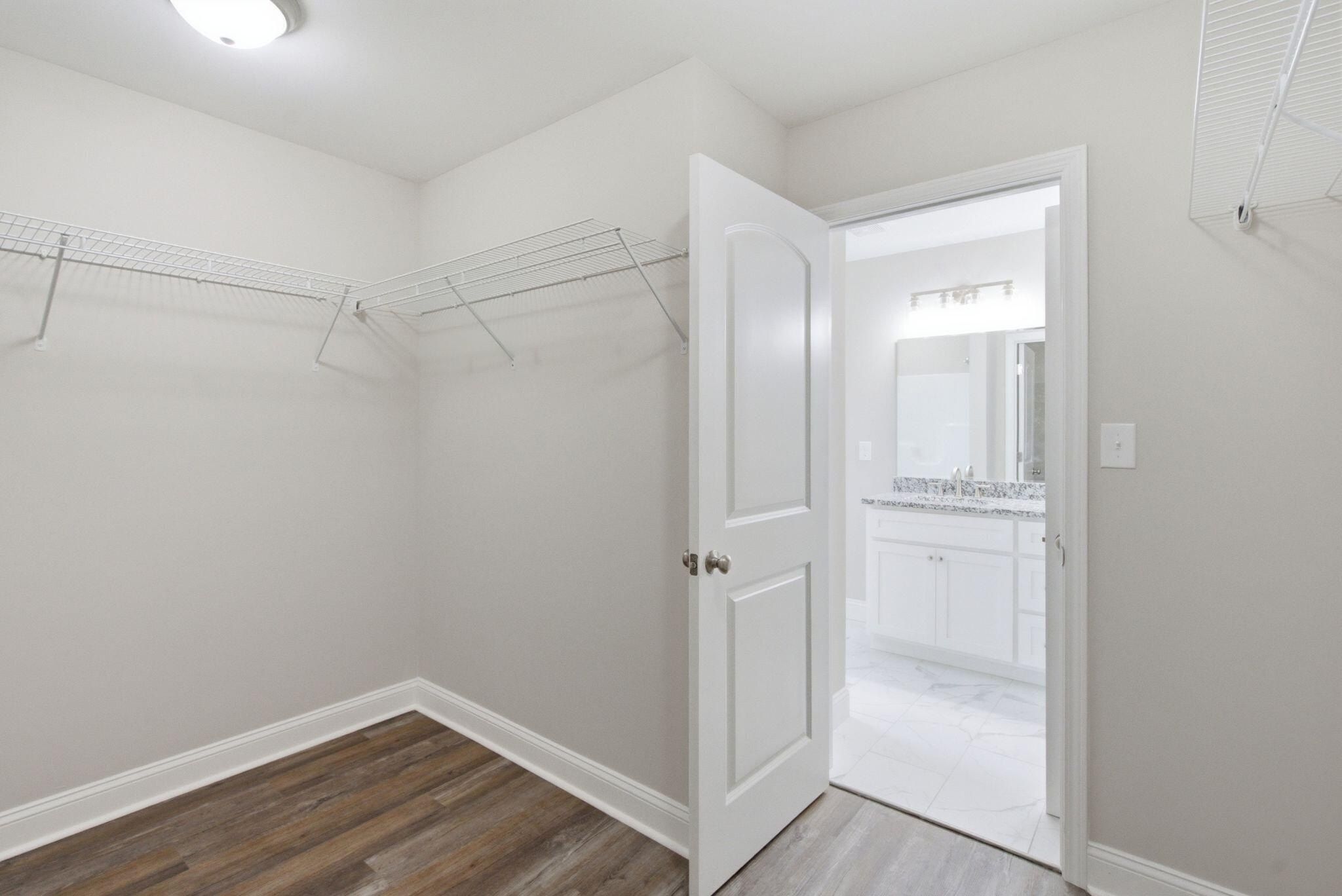 3020 Thorntree Lane. Lawrenceburg, KY 40342