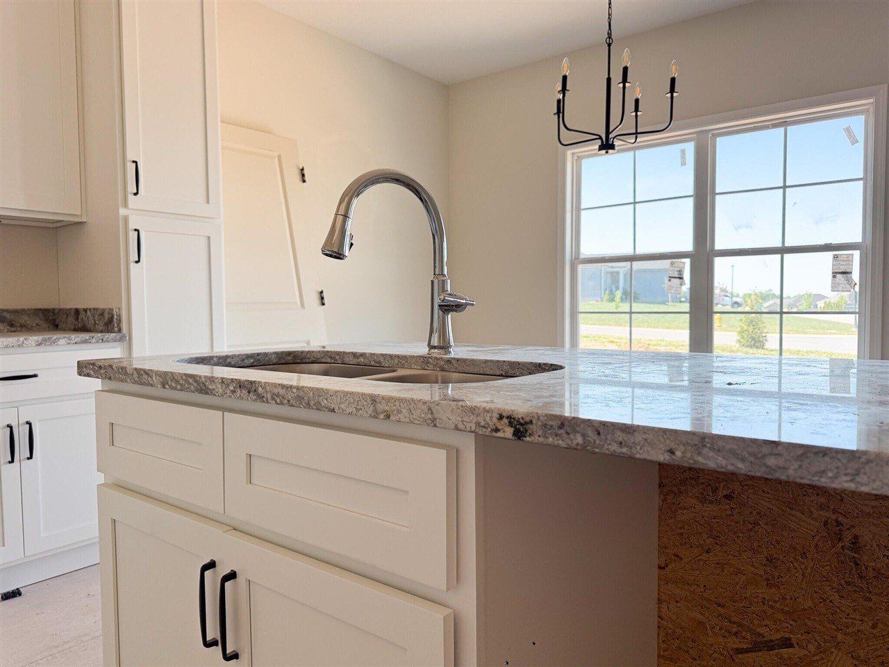 1002 Highland Court. Franklin, KY 42134