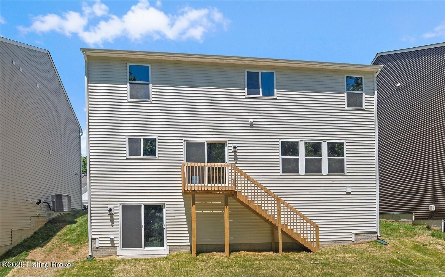 17826 Bridle Run Dr. Louisville, KY 40245