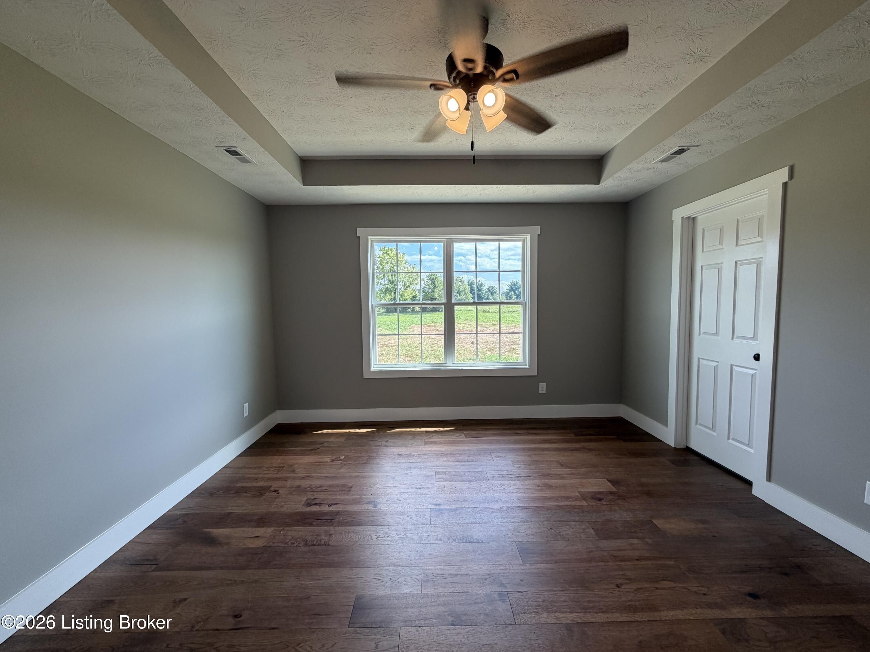 118 Southfork Trail. Bardstown, KY 40004