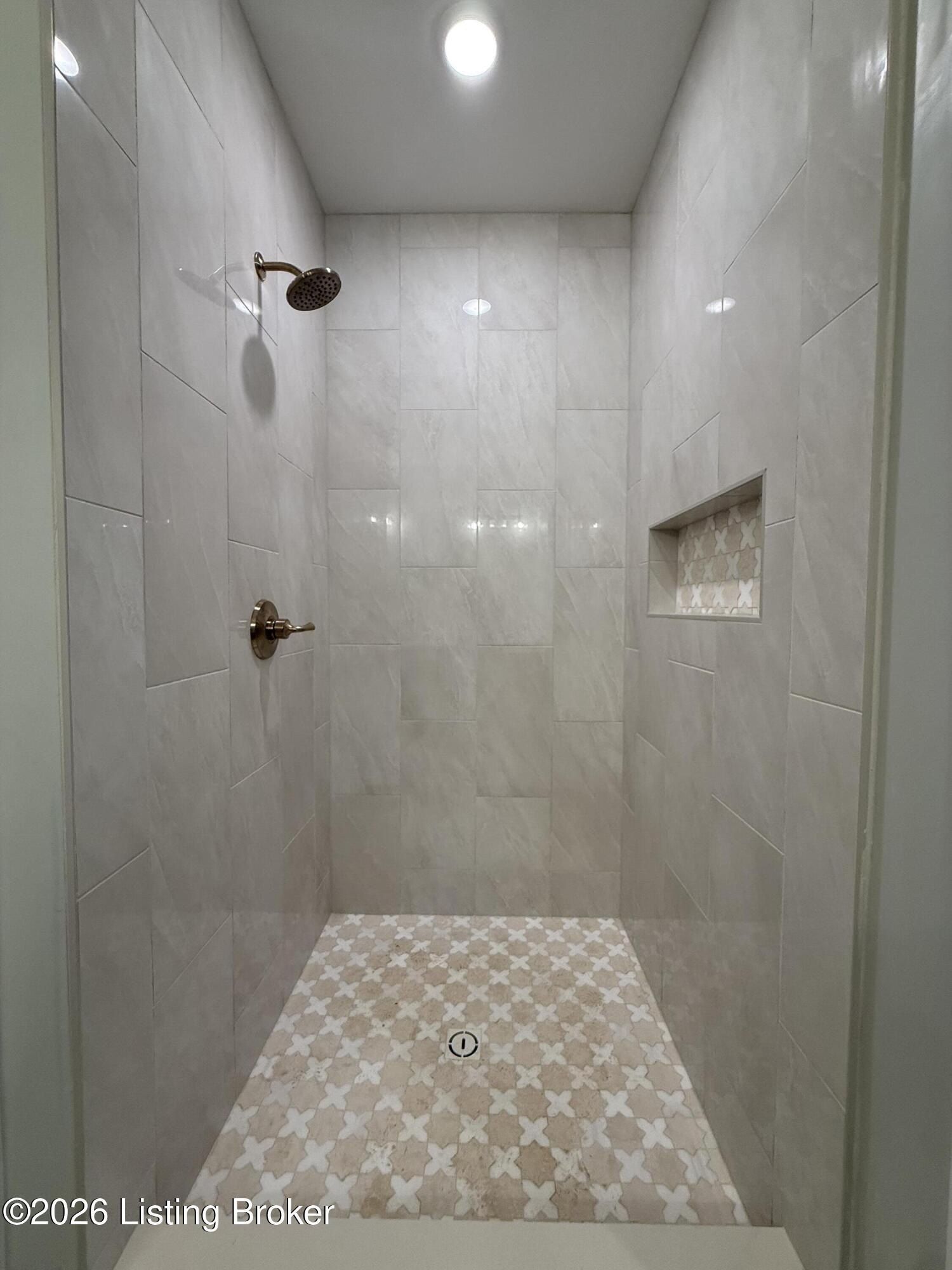 5307 Sycamore Ridge Ln. La Grange, KY 40031
