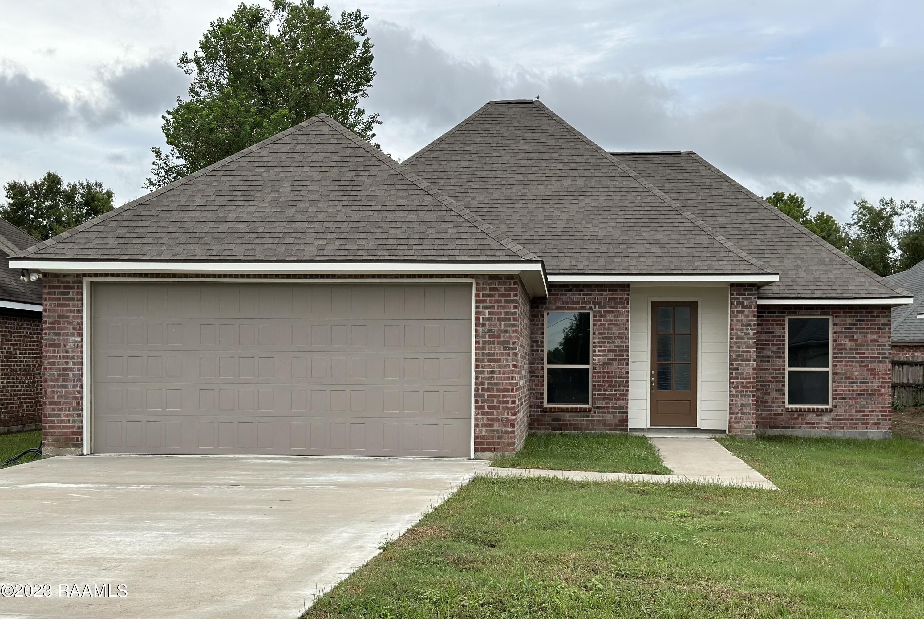 139 Saint Fabian Drive. Carencro, LA 70520