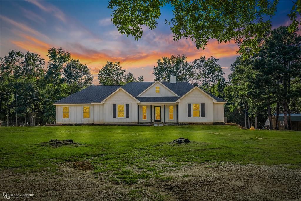 444 Wallace Road. Castor, LA 71016