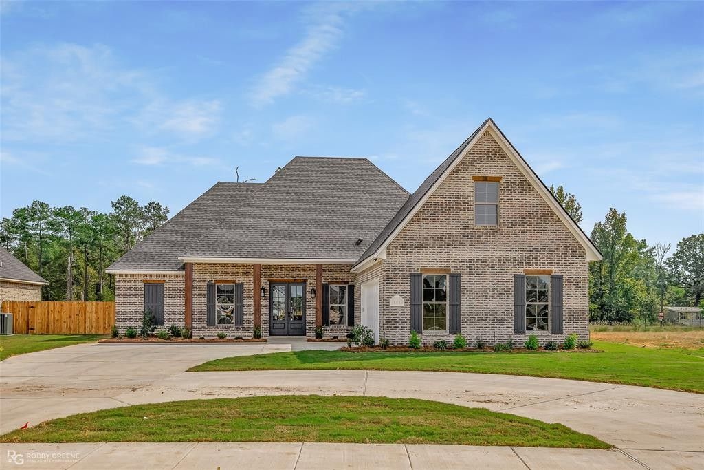 111 Sitka Loop. Haughton, LA 71037