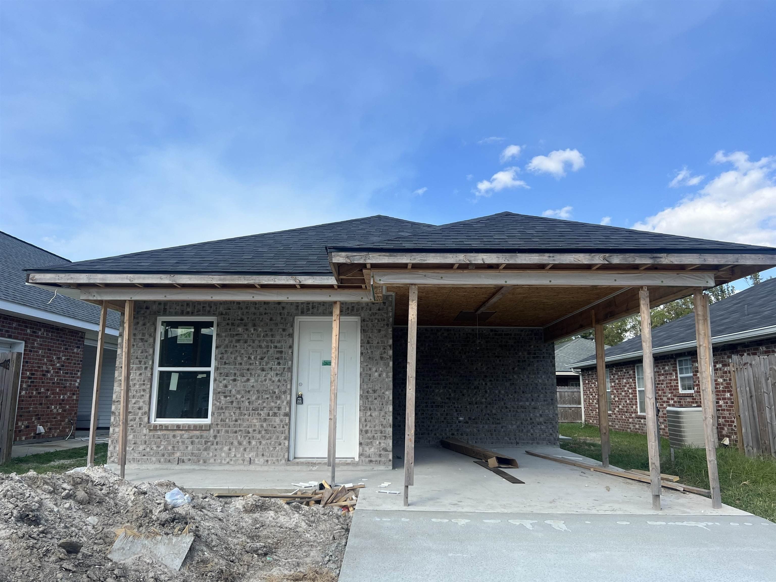 231 Jolie Oaks Blvd. Thibodaux, LA 70301