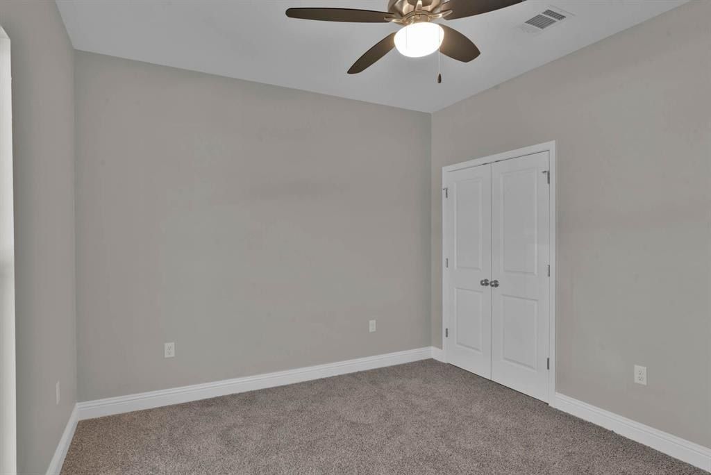 1224 Bayou Bay Court. Frierson, LA 71027