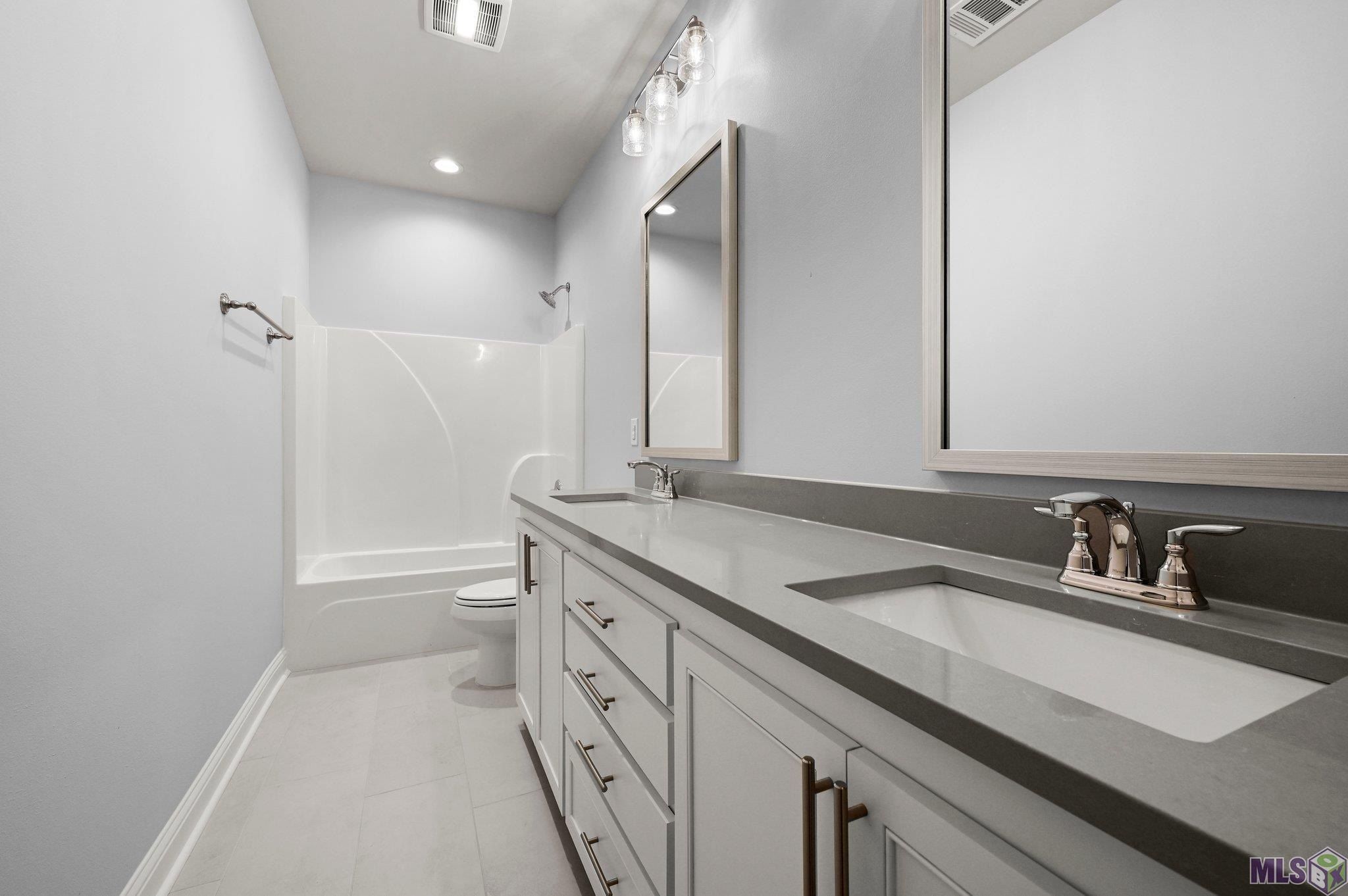 1325 Americana Blvd. Zachary, LA 70791