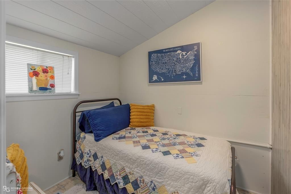 5762 Louisiana Highway 9. Summerfield, LA 71079