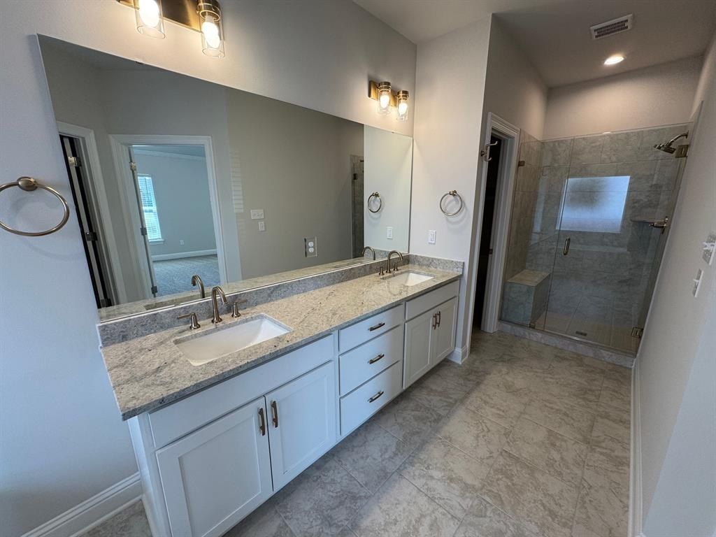 330 Prien Lake Loop. Bossier City, LA 71111