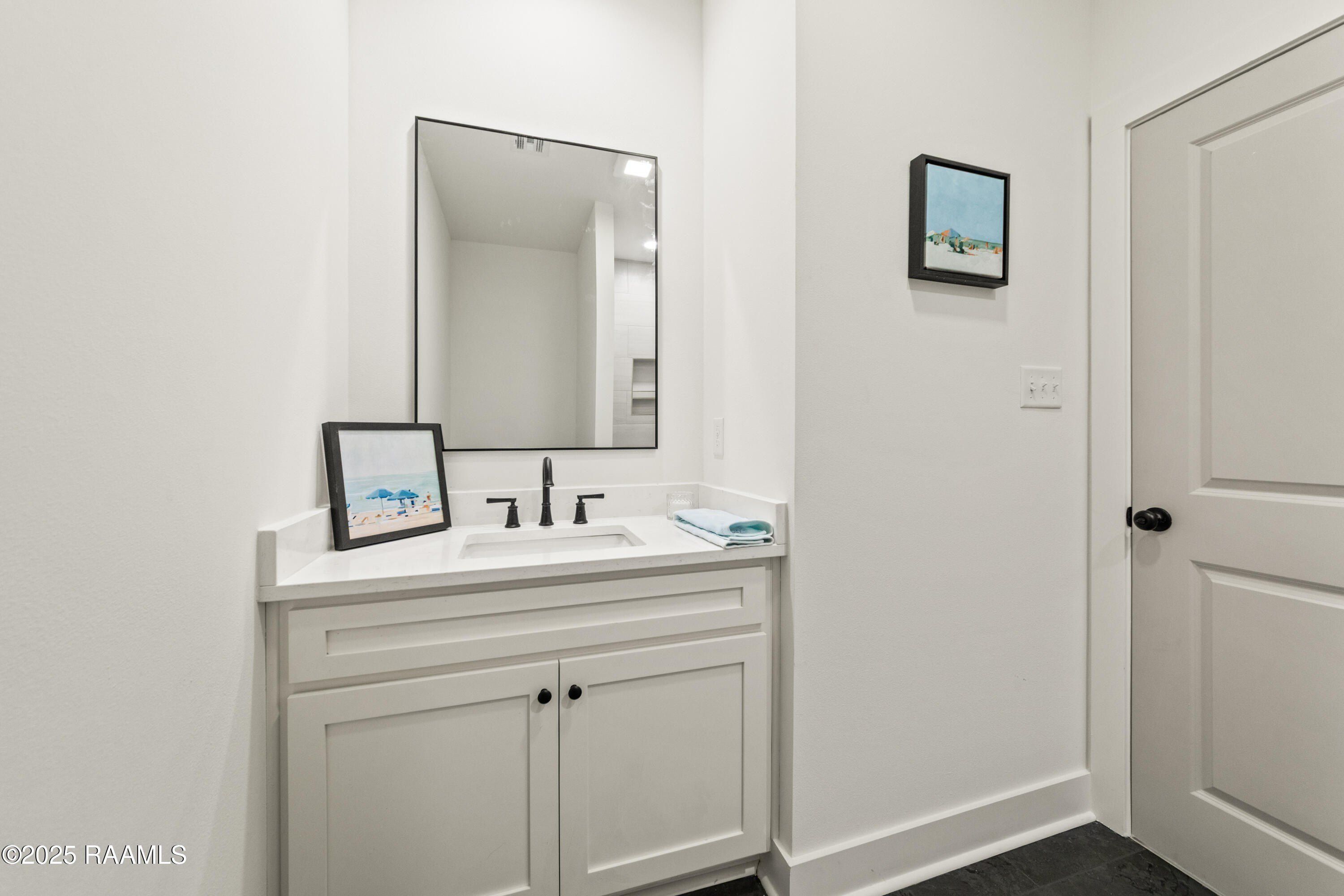 315 Sandstone Avenue. Scott, LA 70583