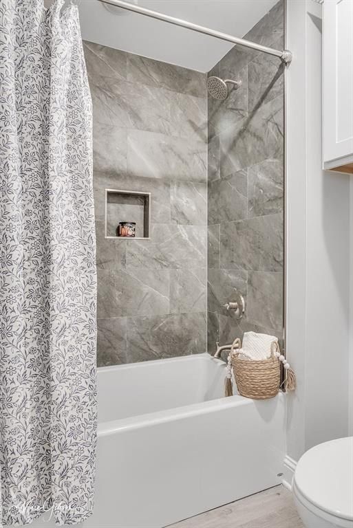 5018 Ames Place. Bossier City, LA 71112