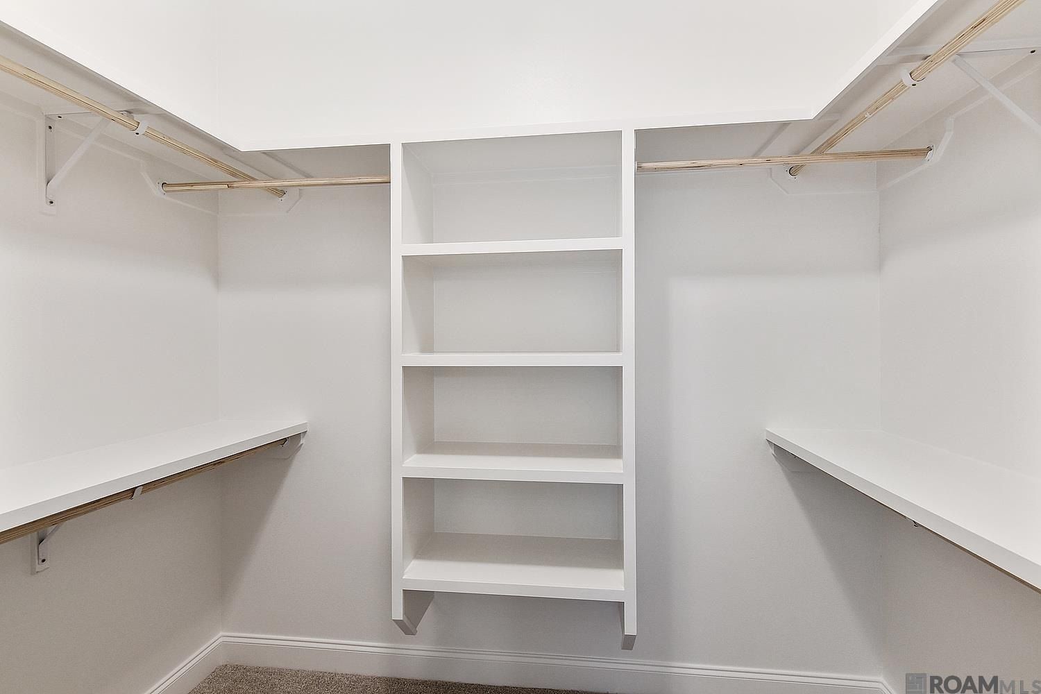 204 Fosters Way. Thibodaux, LA 70301