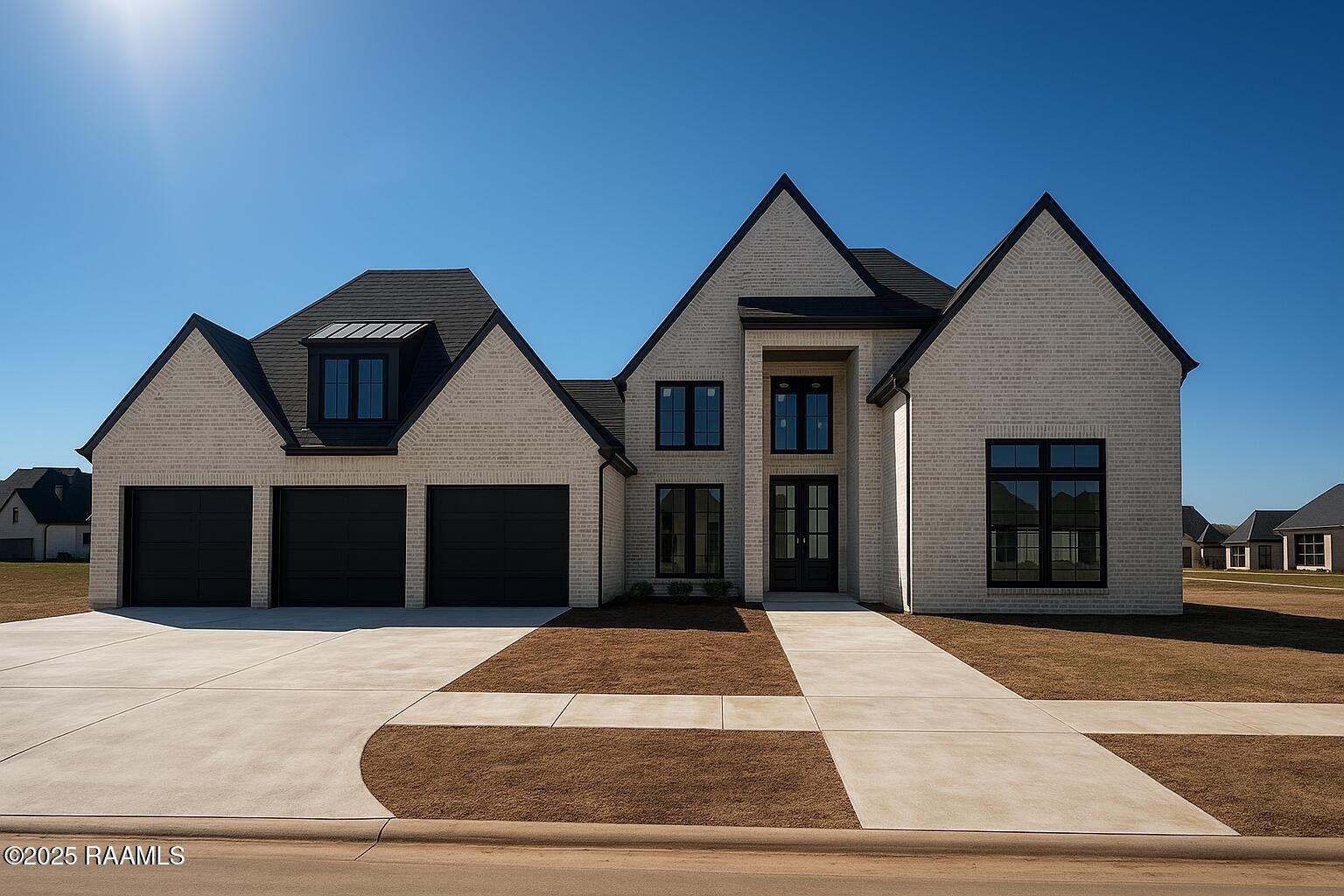 302 Sunset Palm Court. Youngsville, LA 70592