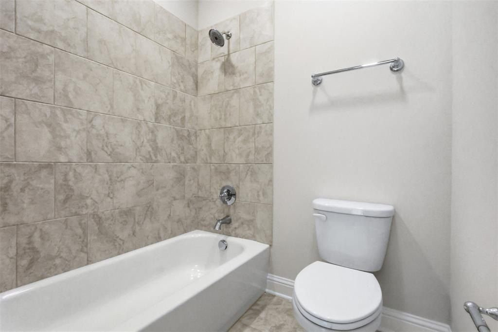 375 Camden Hill Street. Haughton, LA 71037