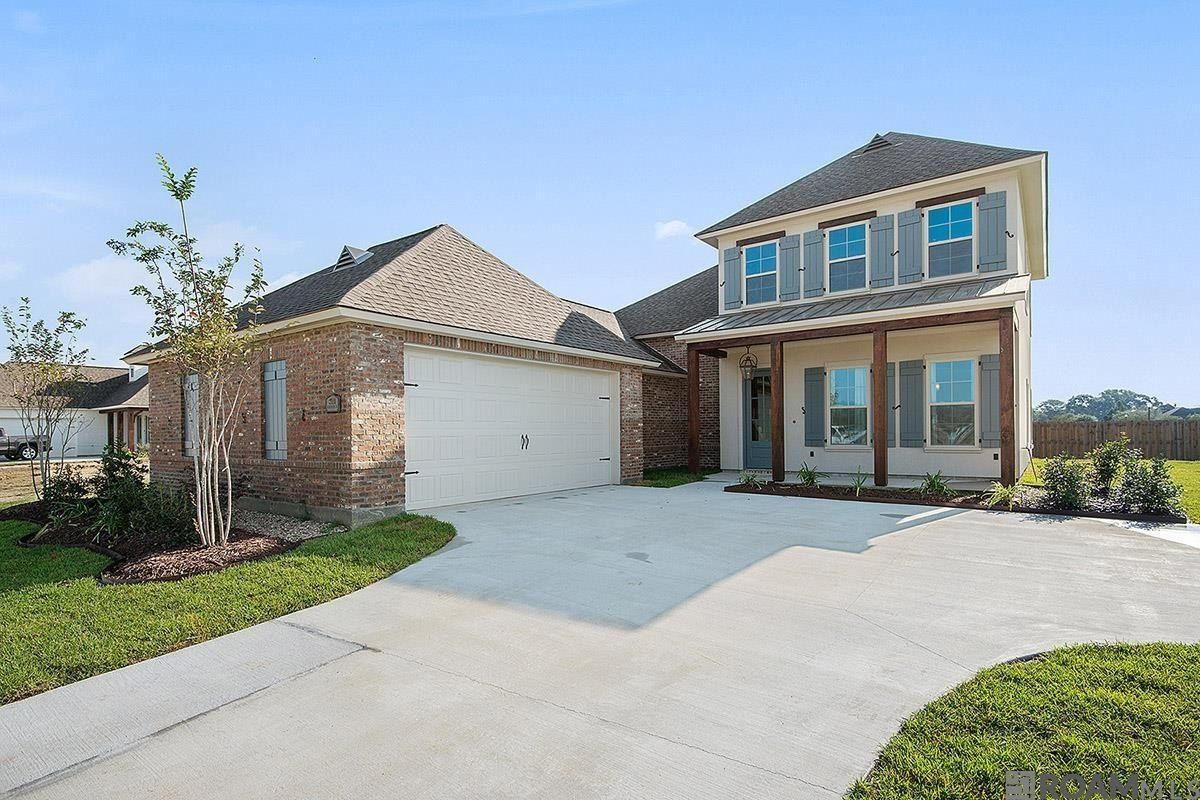 21513 Bluefin Dr. Springfield, LA 70462