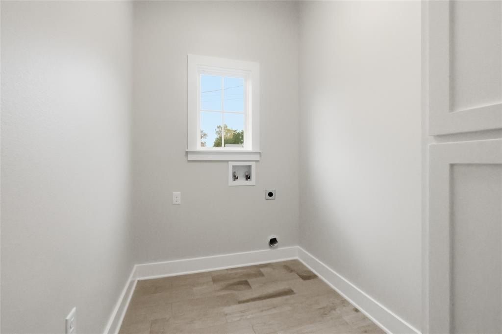 1941 Rossie Lee Drive. Bossier City, LA 71112