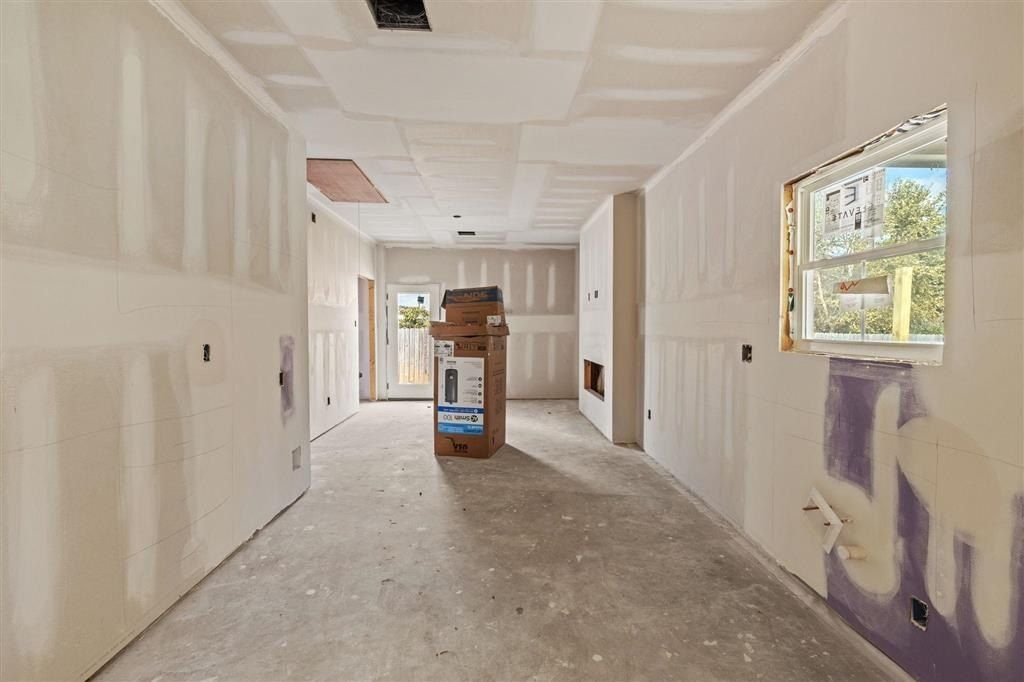 1804 Charles. Lake Charles, LA 70605