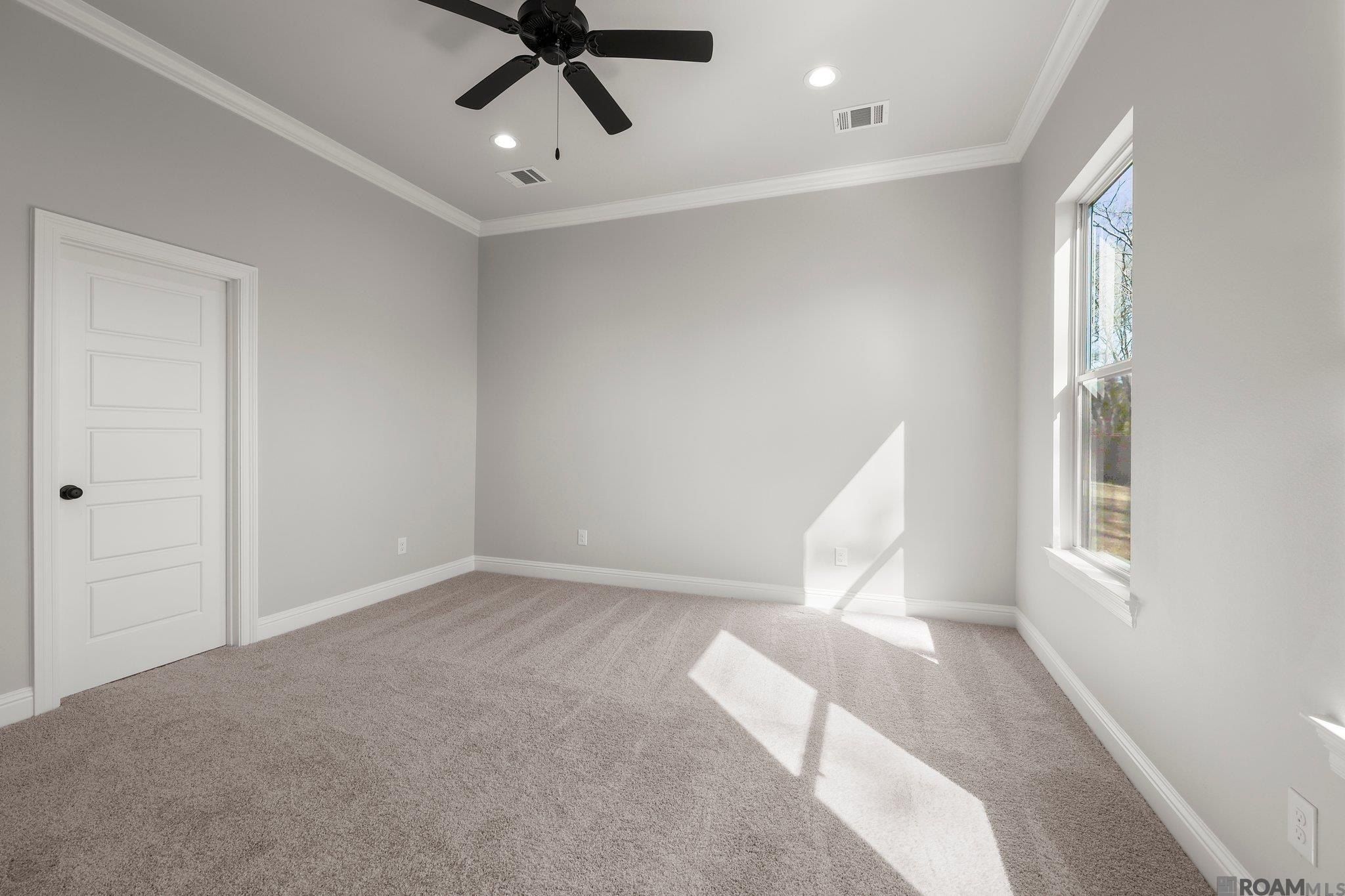 21527 Yellowfin Dr. Springfield, LA 70462