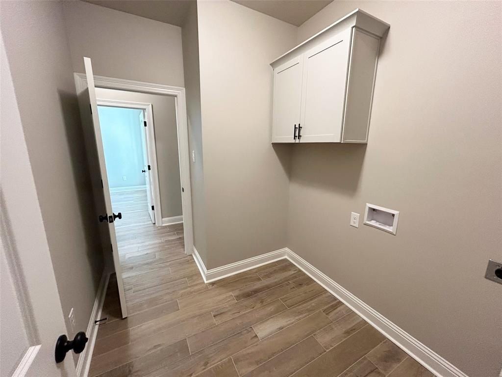 404 Merestone Crossing. Benton, LA 71006