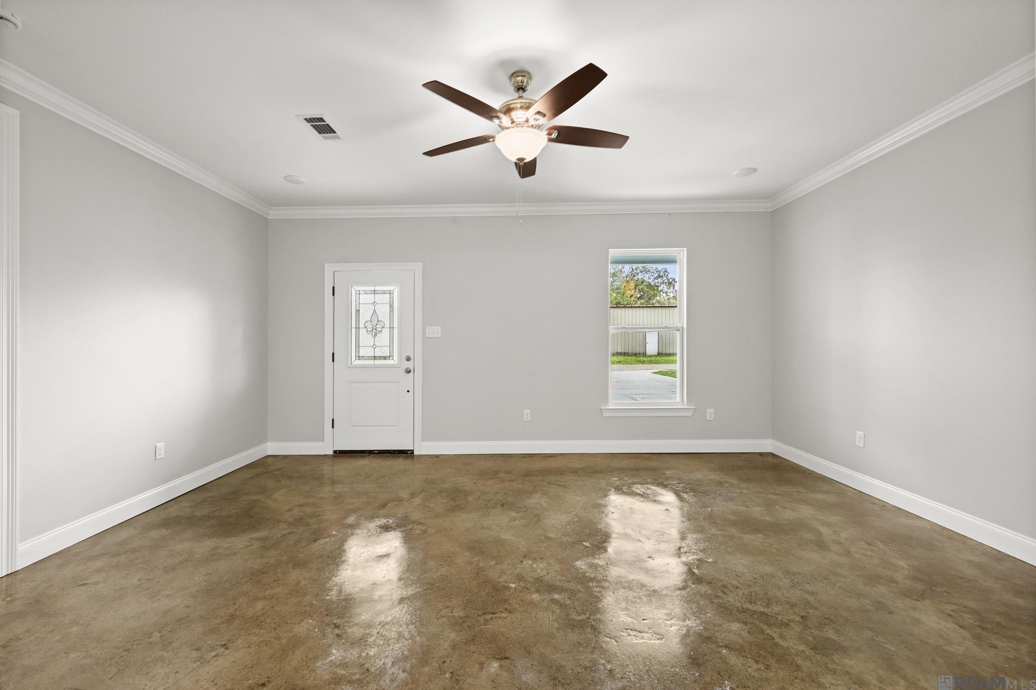 1271 Dr Mlk Jr Ln. Baker, LA 70714